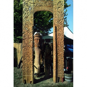 Pórtico em Madeira de Castanho