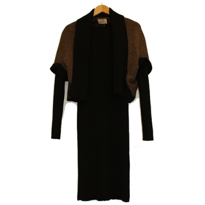 Conjunto de vestido e capa-casaco